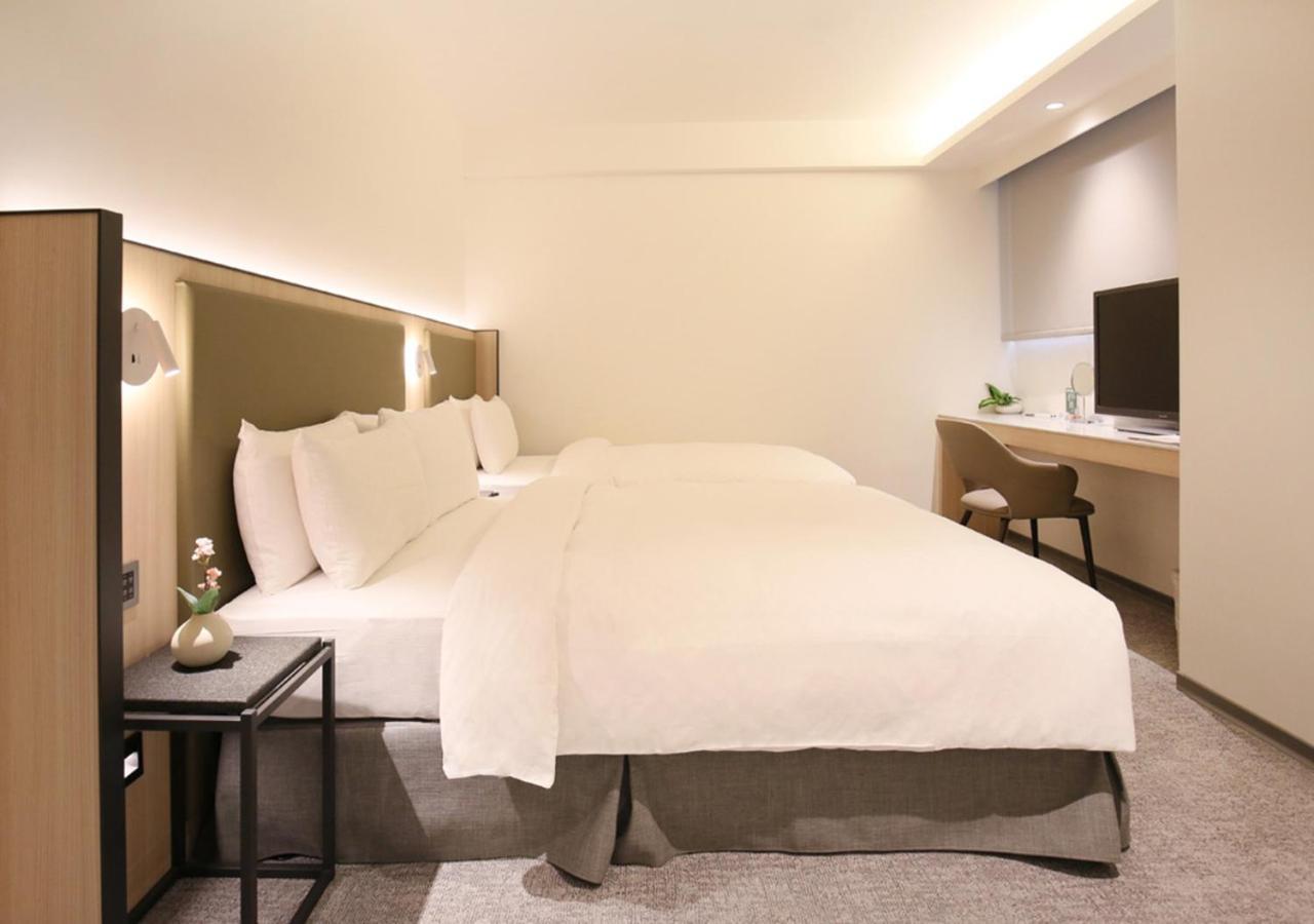 Deluxe Family Triple Room